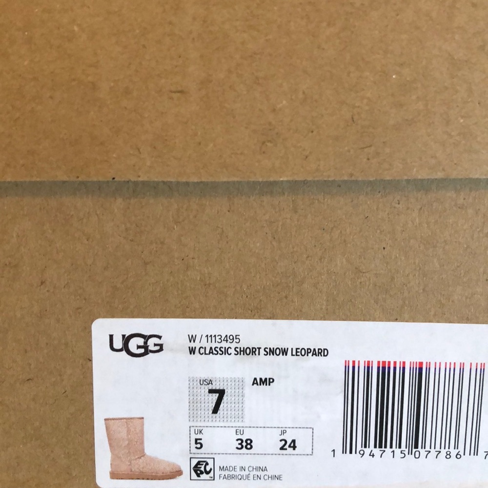 🌿UGG- CLASSIC SNOW LEOPARD BOOTS🌿 - Picture 15 of 15